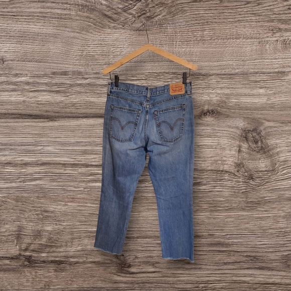 Levi's Classic Blue Denim Jeans Size 31 - Picture 6 of 12